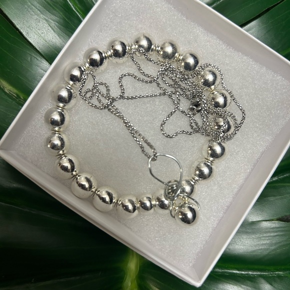 GORGEOUS chunky white gold plated hematite crystal necklace & bracelet set 10mm - Picture 3 of 5